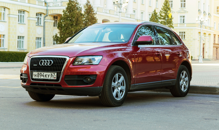 Smolensk, Russia - May 14, 2017: New luxury Audi Q5 parked on the street of Smolensk City.のeditorial素材