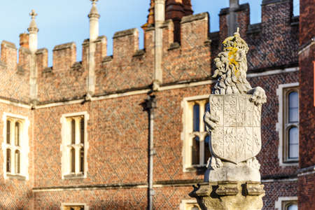 Hampton Court in autumn, Londonのeditorial素材