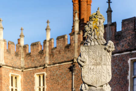 Hampton Court in autumn, Londonのeditorial素材