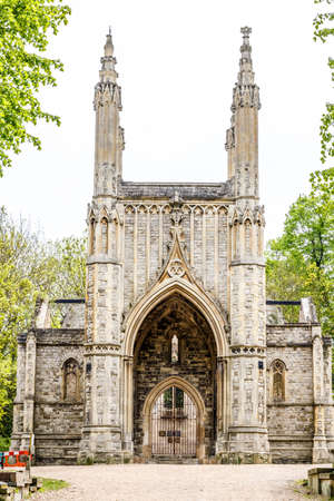 Nunhead cemetry in springの写真素材