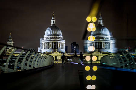 St Pauls cathedral in winter night, Londonの写真素材