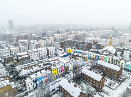 Aerial view of snowy Notting hill area in London, UKのeditorial素材
