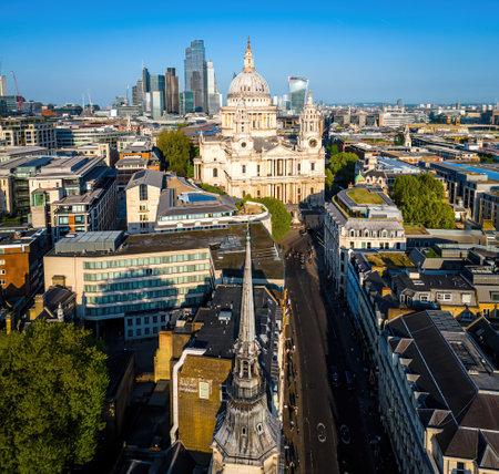 Aerial cityscape of central London featuring St. Paulâs Cathedral, classic architecture, and modern buildings. Ideal for travel, tourism, architecture, and real estate usesの写真素材