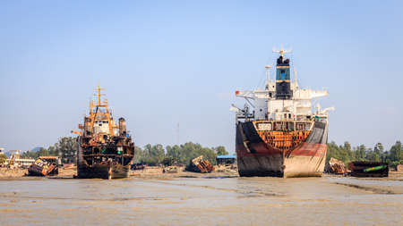 Old ships are being dismantled at ship-breaking yards in Chittagong, Bangladeshのeditorial素材