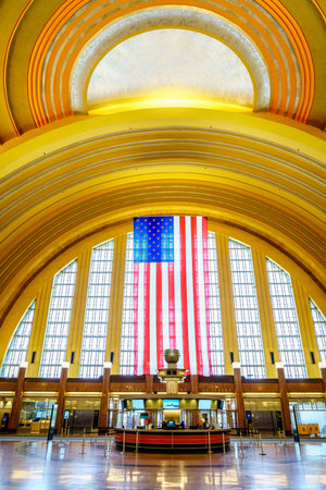 Cincinnati, Ohio, August 29, 2020: Central hall (the Rotunda) of a historic Cincinnati Union Terminal building housing the Cincinnati Museum Centerのeditorial素材