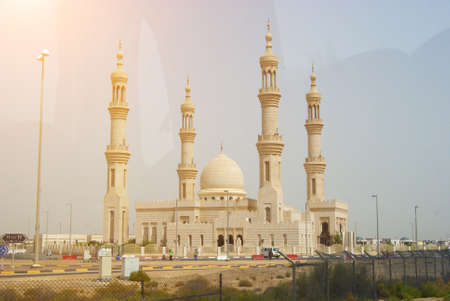 Abu Dhabi UAE, novemner 1, 2017: Zayed Mosque Ras al Khaimahのeditorial素材