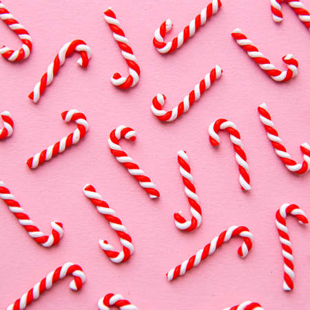 Christmas candies on pinkの写真素材