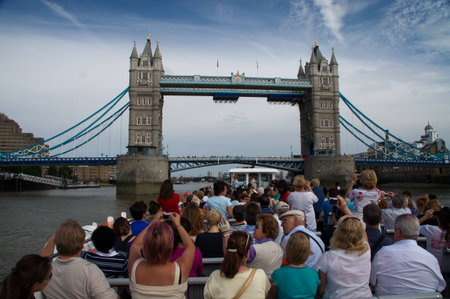 thames tower bridge with round tripのeditorial素材