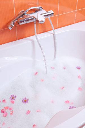 Bubble bath tub with flowers