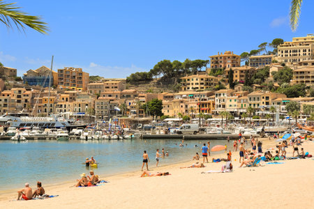 MAJORCA, SPAIN - JUNE 17, 2018: Beautiful beach of Port de Soller, Majorca in sunny summer day.のeditorial素材