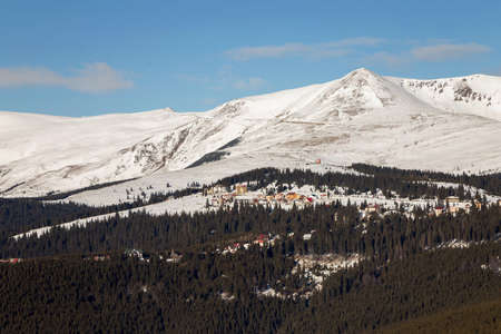 Winter landscape in Parang Mountains at Ranca, Transalpinaの写真素材