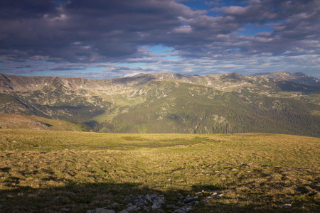 Summer landscape in the Carpathian Mountains, on Transalpina mountain road, Romaniaの写真素材