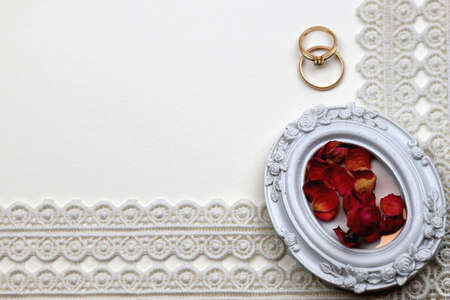 wedding background white lace rose ringの写真素材