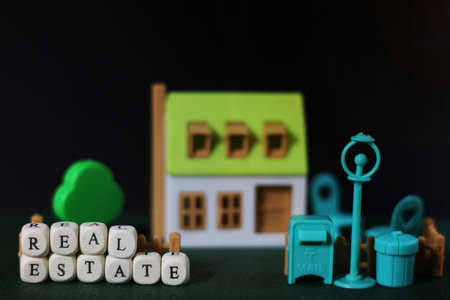 a small one-story layout of decent homes in the hands of sales managerの写真素材