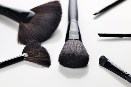 devices for giving women beauty hair styling and make-up