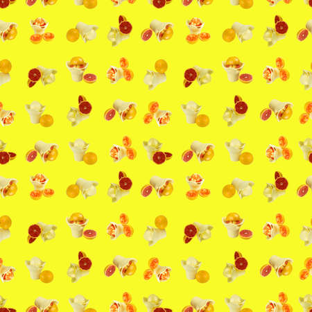 A seamless pattern of hand-made juicers with fruit for the preparation of fresh drinks, different stages of juice preparation.の写真素材
