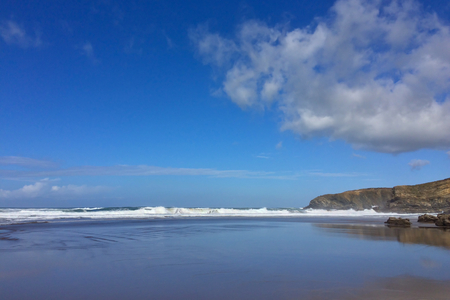 beautiful cloud over the ocean, seascape, beautiful beach, pacifying landscapeの写真素材
