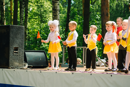 VICHUGA, RUSSIA - JUNE 6, 2015: The celebration of the City of Vichuga in Russia. Children perform in national costumesのeditorial素材