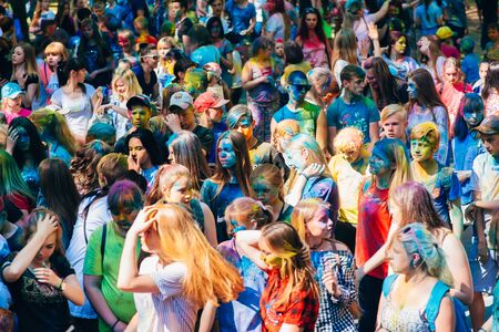 VICHUGA, RUSSIA - JUNE 17, 2018: Crowd of children to celebrate the festival of colors Holiのeditorial素材