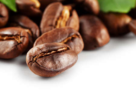 Roasted gourmet coffee isolated on white backgroundの写真素材