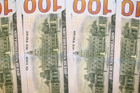 cash in hundred dollar bank notes