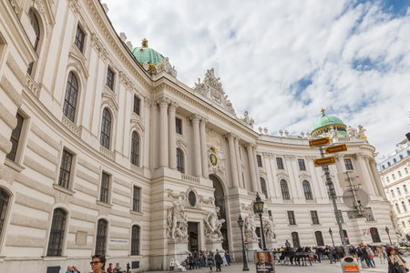 AUSTRIA,VIENNA - APRIL 17,2016:The main entrance to the Palace of the Hofburgのeditorial素材