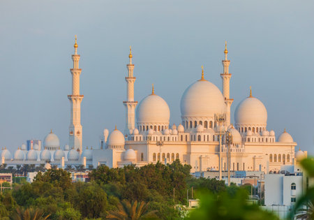 Abu Dhabi, UAE - April 22, 2023: Sheikh Zayed Grand Mosque at duskのeditorial素材