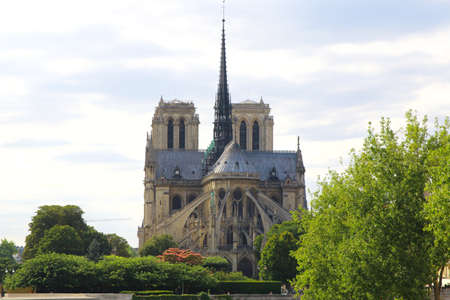 Notre dame cathedral de Paris, France. Summer timeのeditorial素材