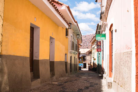 LA PAZ, BOLIVIA DEC 2018: Jaen Street in La Paz, Bolivia city center on a bright summer day.のeditorial素材