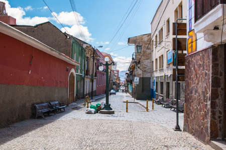 LA PAZ, BOLIVIA DEC 2018: Jaen Street in La Paz, Bolivia city center on a bright summer day.のeditorial素材
