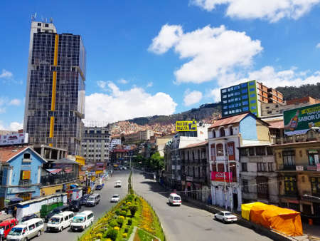 LA PAZ, BOLIVIA, DEC 2018: La Paz, Bolivia streets in city center on a bright summer dayのeditorial素材