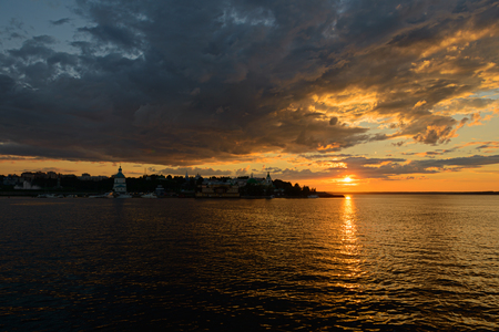 July 5, 2014: The embankment of the Volga River in the city of Cheboksary at sunset. Cheboksary. Russia.の写真素材