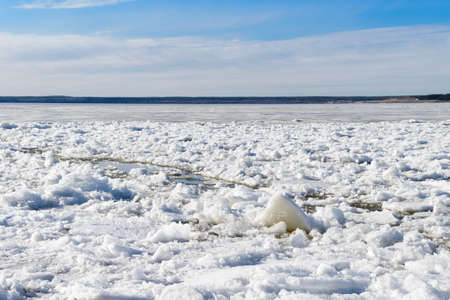 Ice floes during the melting of ice on the river
