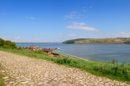 View of the confluence of the Sviyaga and Volga rivers, near Sviyazhskの写真素材