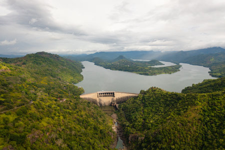 Top view of Victoria Dam on a reservoir and hydro power plant in the mountains of Sri Lanka.の写真素材