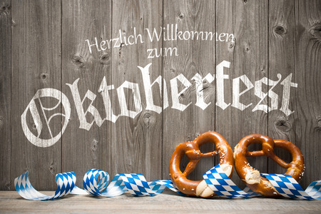 Oktoberfest german beer festival template background. Herzlich Willkommen zum Oktoberfestの写真素材