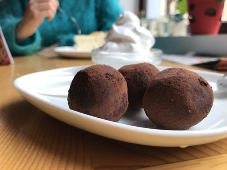 Truffles covered in cocoaの写真素材