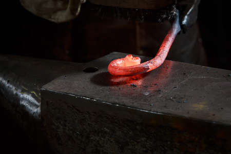 About artistic Forging of Metal. Blacksmithing. Pattern and forms for the artist blacksmith....