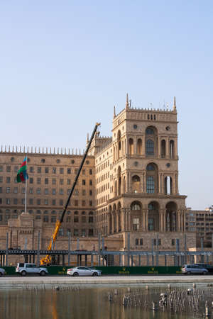 March 15, 2017 Liberty square, Baku, Azerbaijan. The construction of the terminal for the competition of the Formula 1 at the government houseのeditorial素材