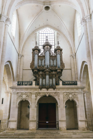 Abbey in France Pontigny, the former Cistercian abbey in France, one of the five oldest and most important monasteries of the order, July 24, 2017. View inside the cathedralのeditorial素材