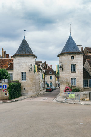 entry to Chablis in France. View of the Porte Noel Gate, in Chablis, Burgundy, France July 23, 2017のeditorial素材