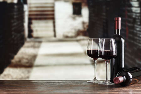 red wine in glasses in the cellar, wine tasting, French winery
の写真素材