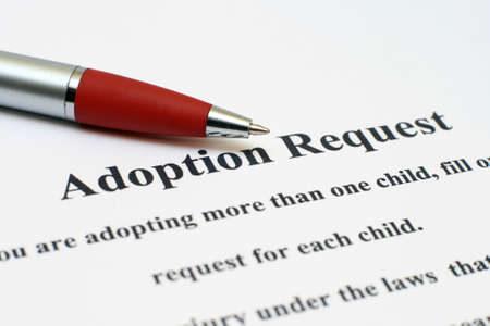 Adoption request のeditorial素材