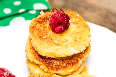 Cottage cheese pancakes with berries, breakfast or lunch.