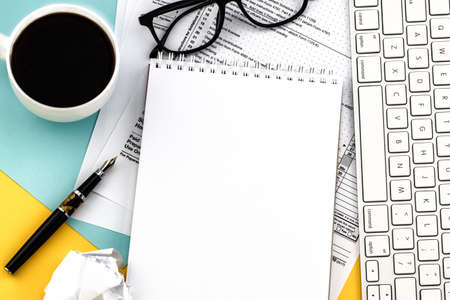 Tax time - Notification of the need to file tax returns, tax form at accauntant workplace.の写真素材