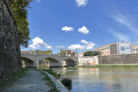 Rome, Italy - August 18, 2015: View of the bridge Ponte Vittorio Emanuele II over the Tiber river. Rome, Italyのeditorial素材