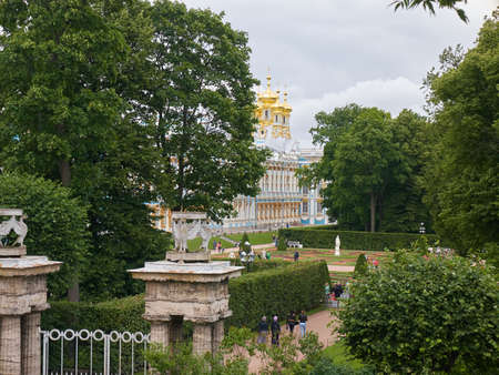 Pushkin, St. Petersburg, Russia - August 7, 2017: View from the Park towards the Catherine Palace in Tsarskoe Seloのeditorial素材
