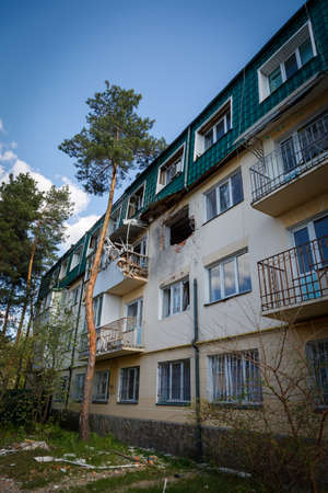 Destruction of Irpin. May, 2022. Irpin, Kyiv region, Ukraine. Russia Ukraine war. Damaged in Irpin after fightingのeditorial素材