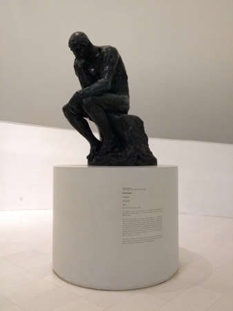 Escultura de El Pensador en el Museo Soumaya en Mxico DFの素材