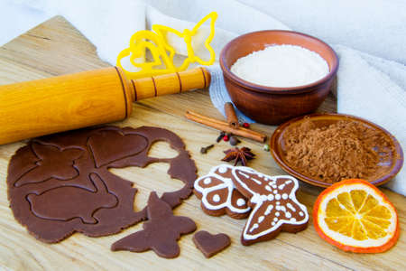 Making a cookies with cacao and creamのeditorial素材